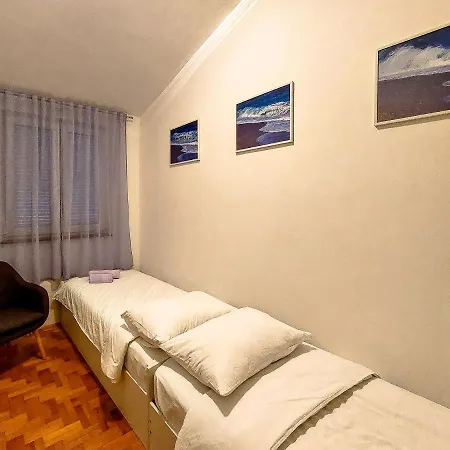 Tramontana Apartment